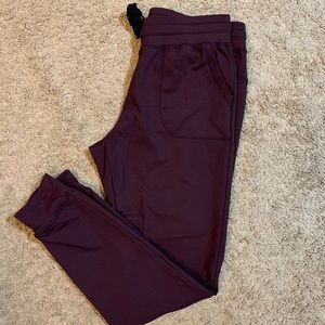 Plum Unwind Jogger